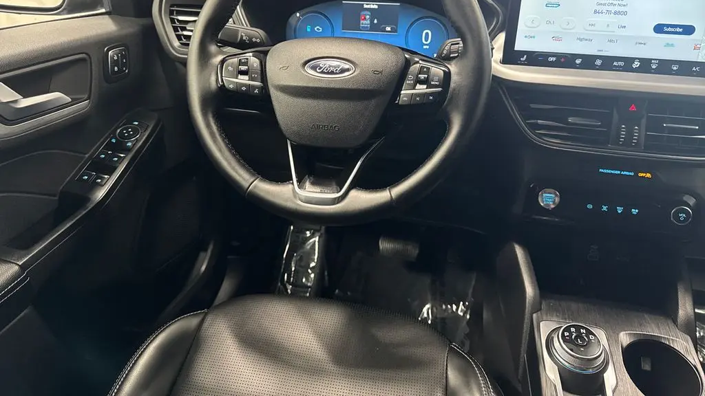 2025 Ford Escape Hybrid Platinum