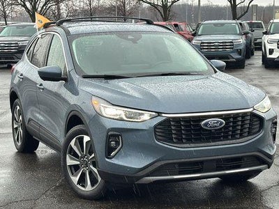 2023 Ford Escape Hybrid AWD Platinum 4DR SUV
