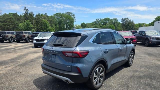 2023 Ford Escape Hybrid Platinum