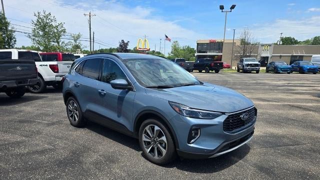 2023 Ford Escape Hybrid Platinum