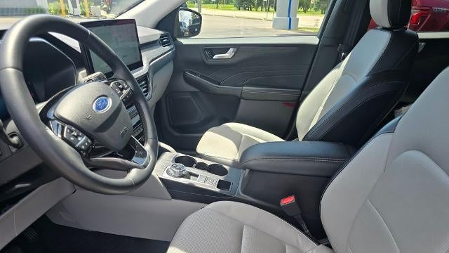2023 Ford Escape Hybrid Platinum