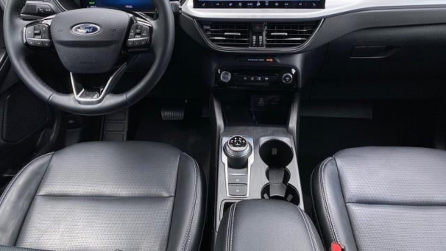 2025 Ford Escape Hybrid Platinum