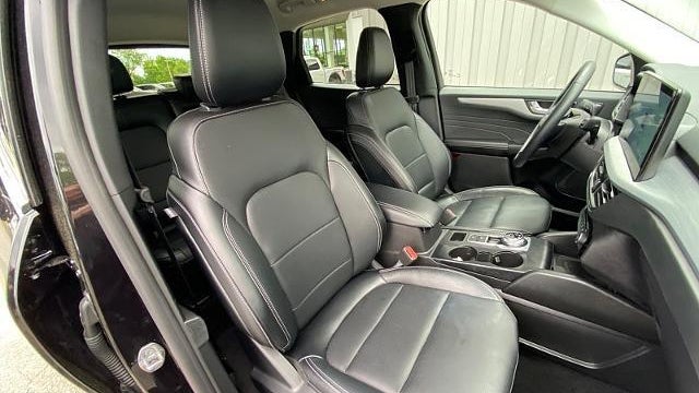 2025 Ford Escape Hybrid Platinum