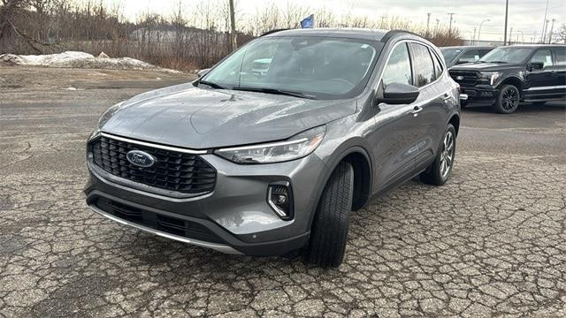 2023 Ford Escape Hybrid Platinum