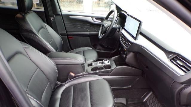 2025 Ford Escape Hybrid Platinum