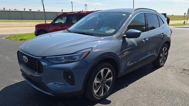 2025 Ford Escape Hybrid Platinum