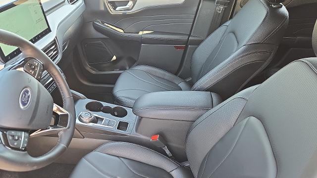 2025 Ford Escape Hybrid Platinum