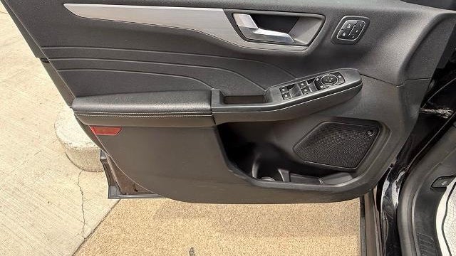 2023 Ford Escape Hybrid Platinum