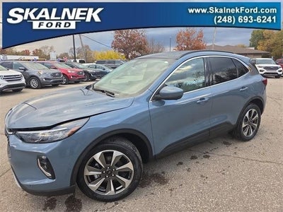 2023 Ford Escape Hybrid AWD Platinum 4DR SUV