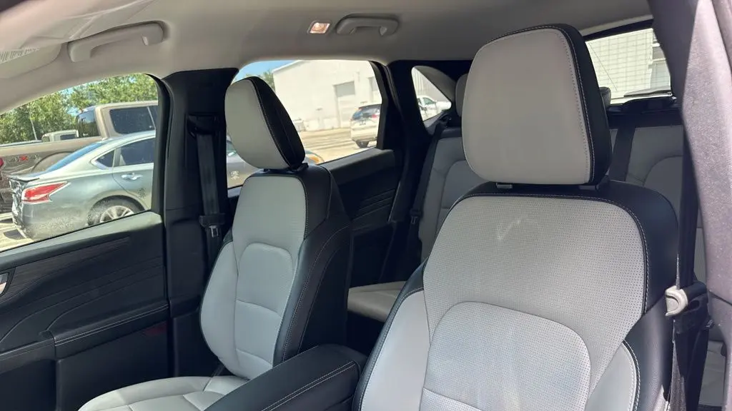 2023 Ford Escape Hybrid Platinum
