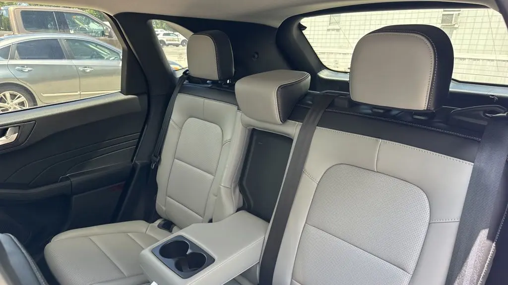 2023 Ford Escape Hybrid Platinum