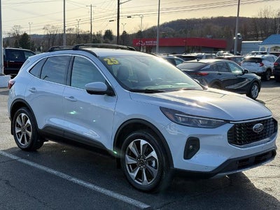 2025 Ford Escape Hybrid AWD Platinum 4DR SUV