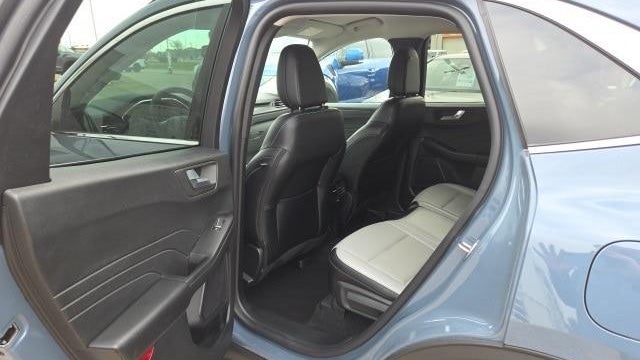 2025 Ford Escape Hybrid Platinum