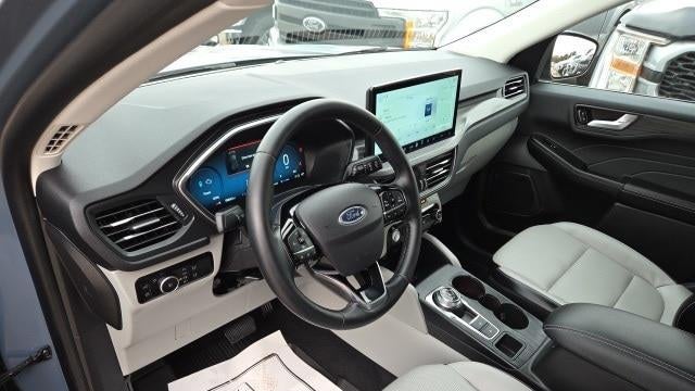 2025 Ford Escape Hybrid Platinum