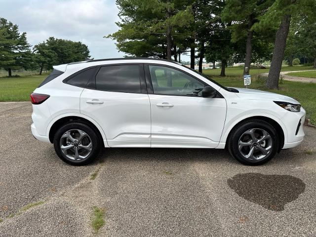 2023 Ford Escape - $23,000