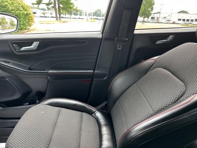 2023 Ford Escape - $23,000