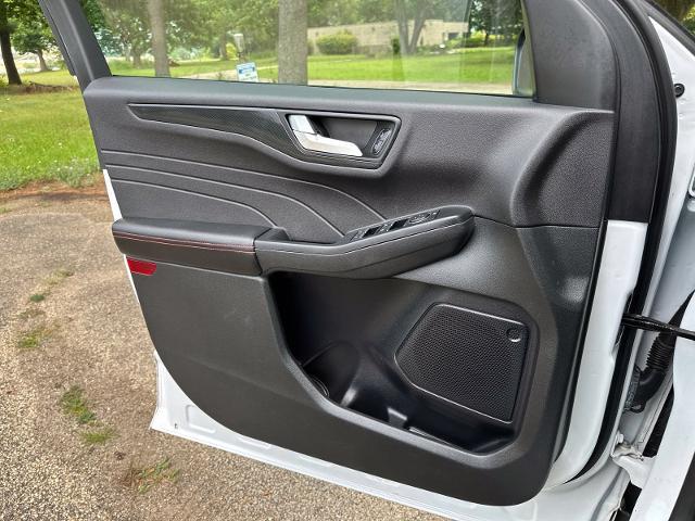 2023 Ford Escape - $23,000