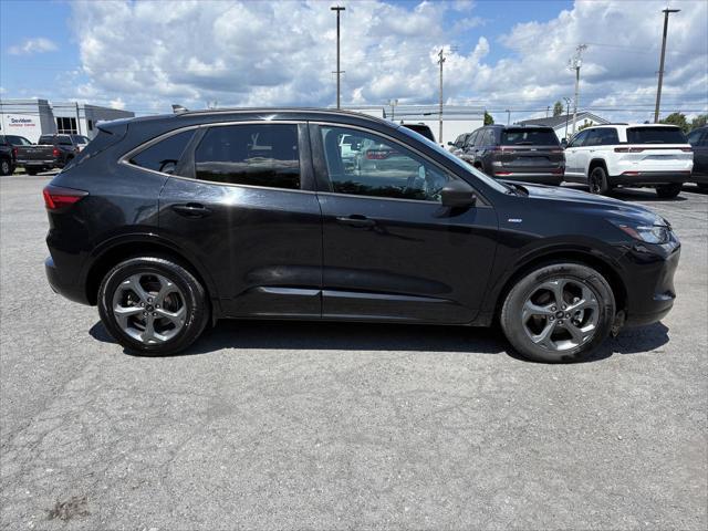 2023 Ford Escape - $20,888
