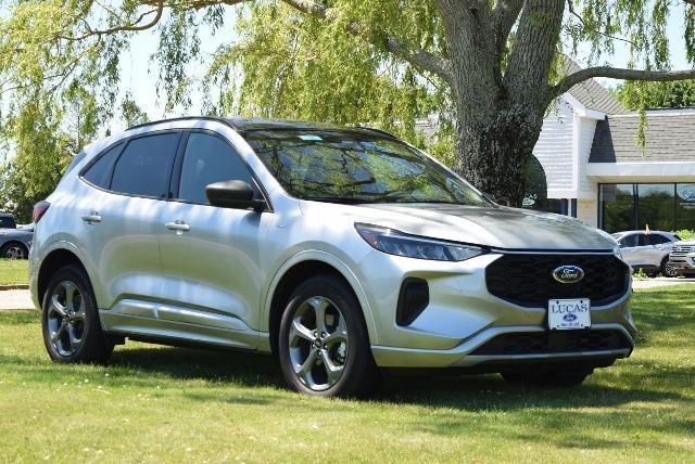 2023 Ford Escape - $25,990