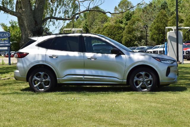 2023 Ford Escape - $25,990