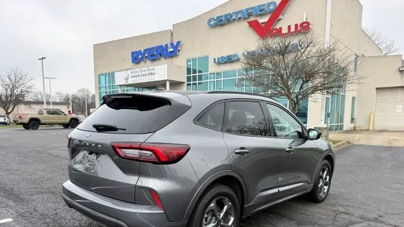 2023 Ford Escape ST-Line