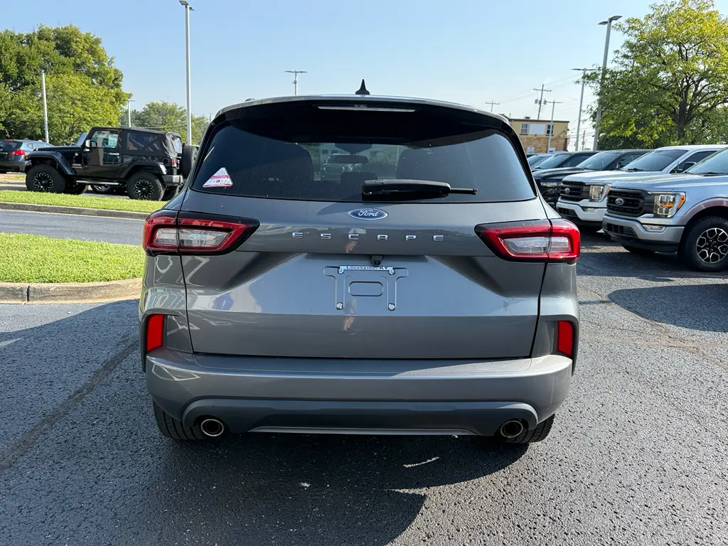 2023 Ford Escape - $19,999