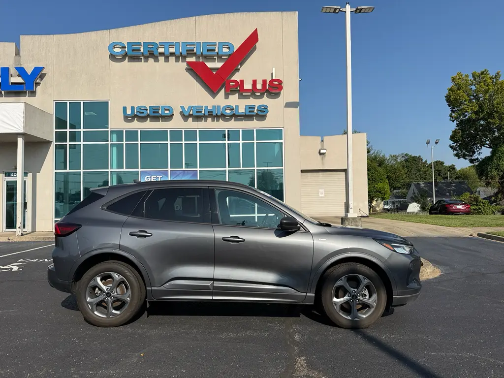 2023 Ford Escape - $19,999