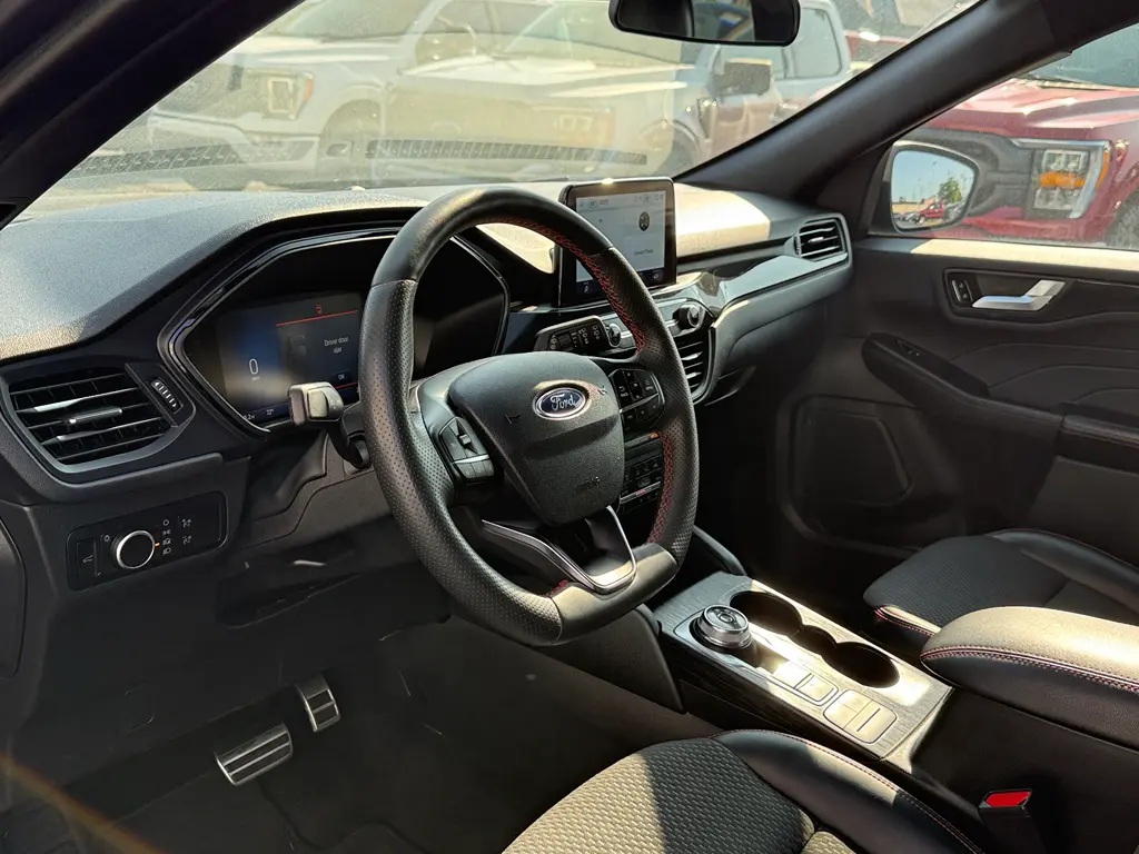 2023 Ford Escape - $19,999