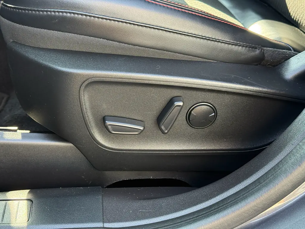 2023 Ford Escape - $19,999
