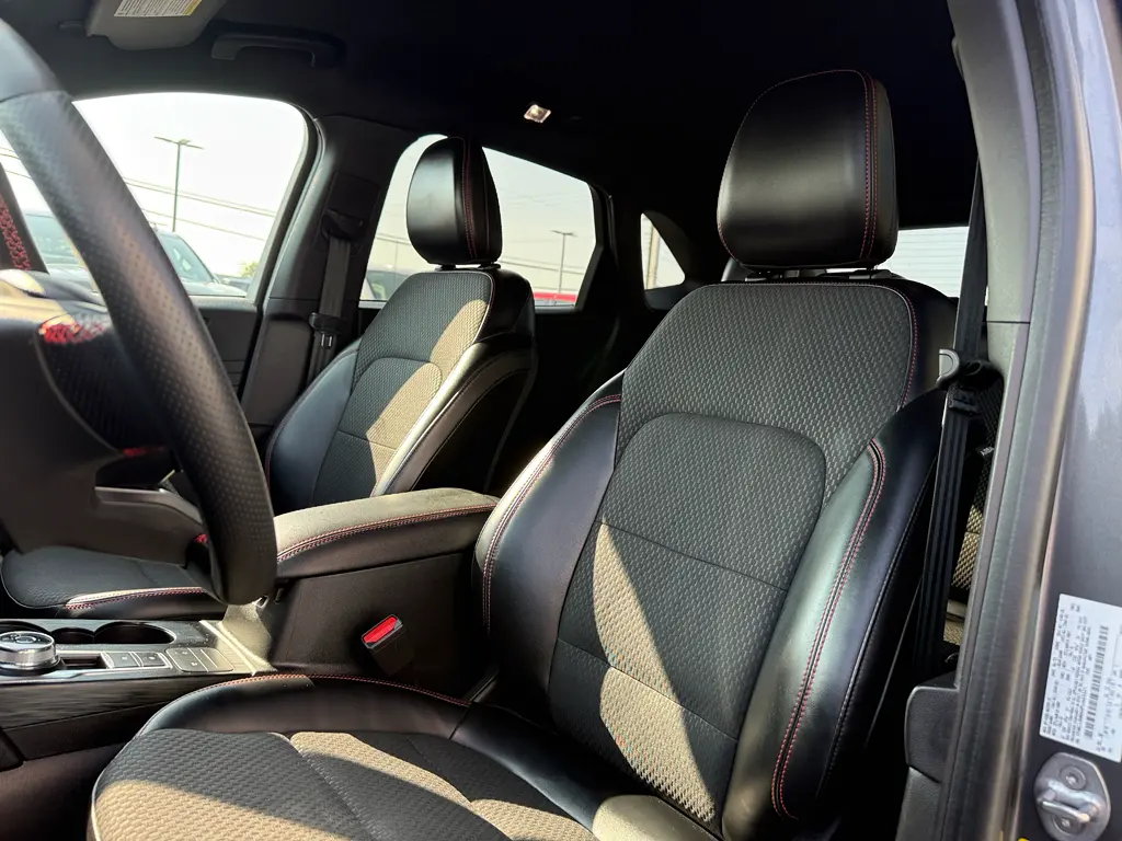 2023 Ford Escape - $19,999