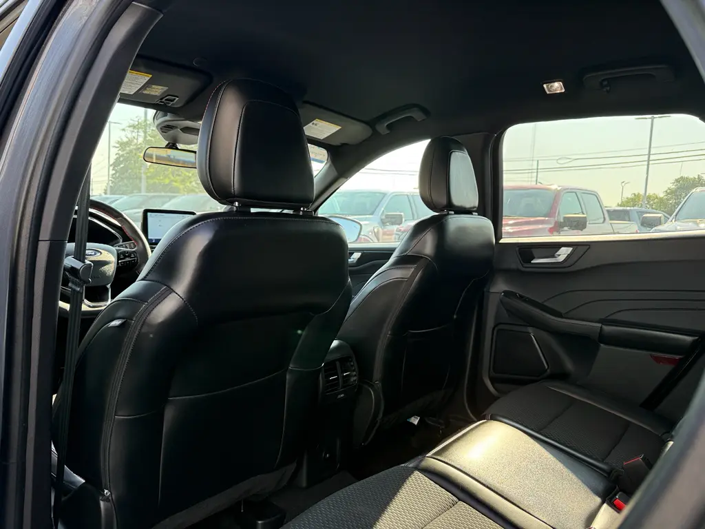 2023 Ford Escape - $19,999