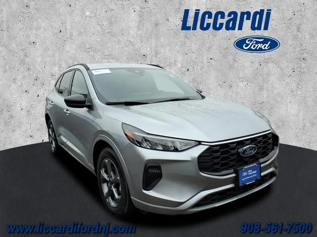 2023 Ford Escape - $21,688
