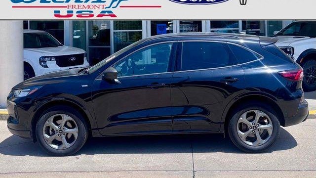 Preowned 2024 Ford Escape ST-Line for Sale