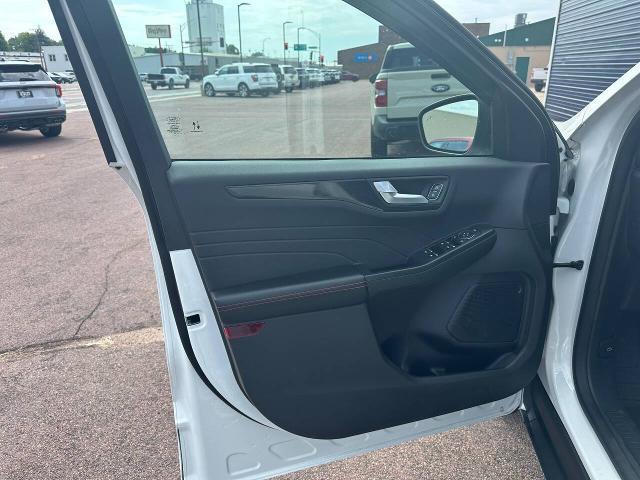 2024 Ford Escape - $28,900