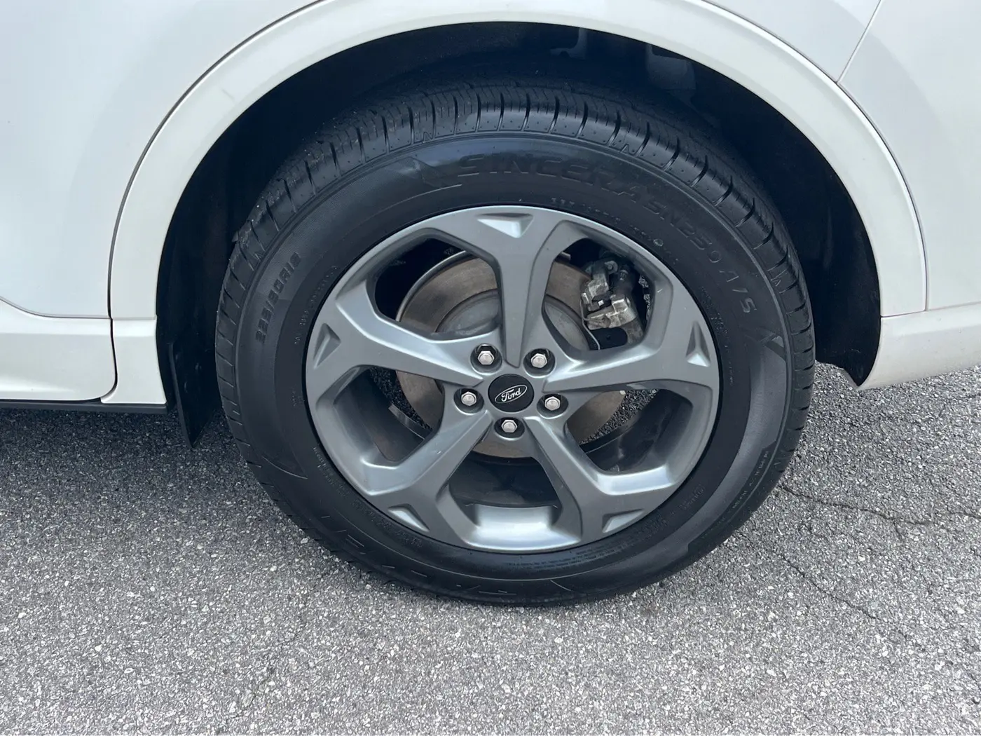 2024 Ford Escape - $27,381