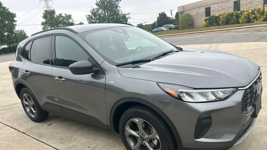 2025 Ford Escape ST-Line