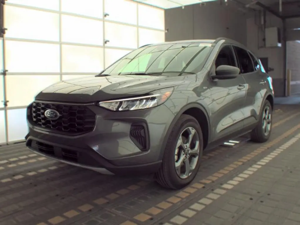 2025 Ford Escape - $20,990