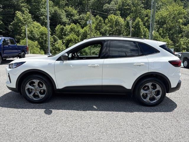 2025 Ford Escape - $29,999
