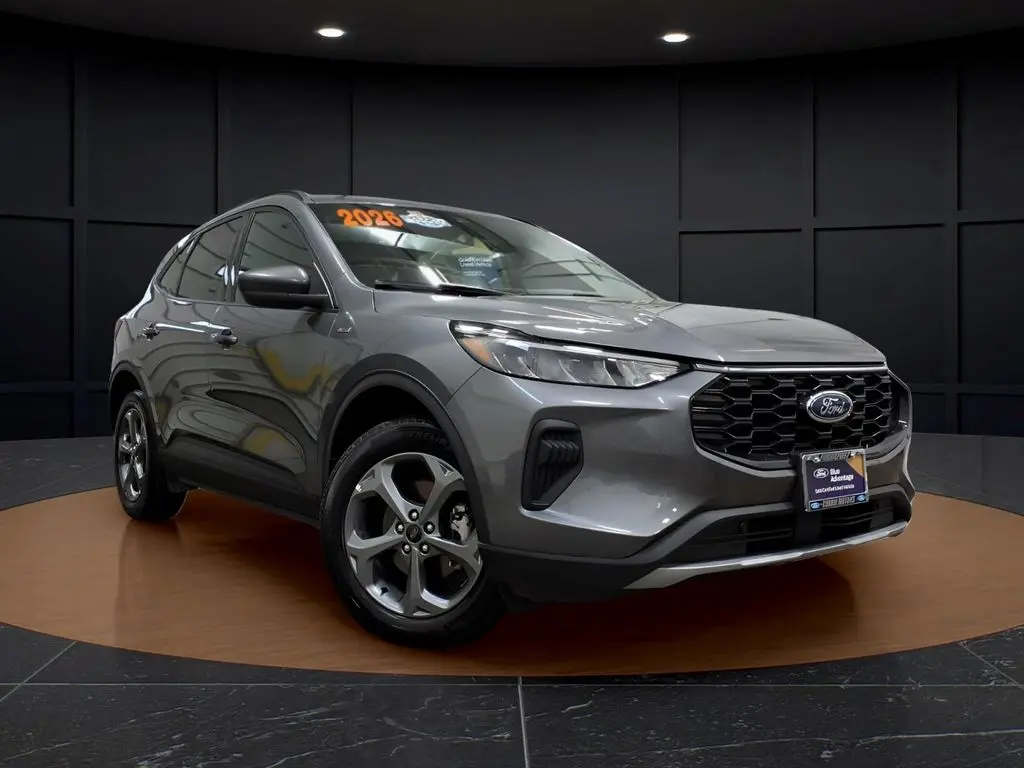 2026 Ford Escape - $28,495