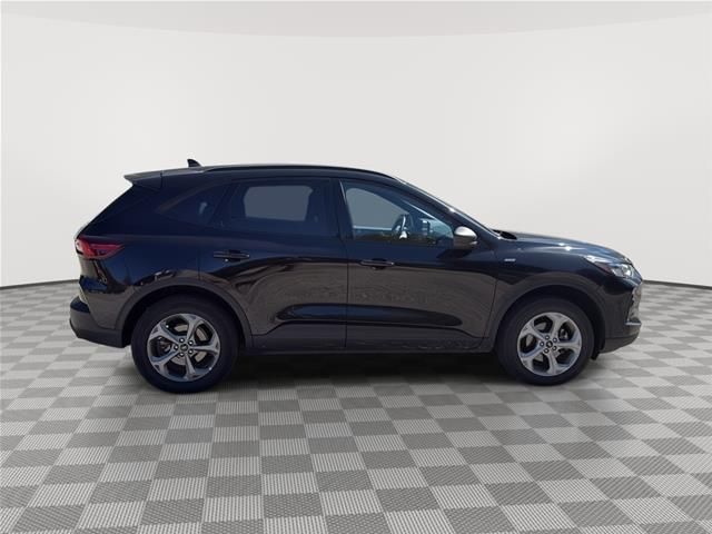 2026 Ford Escape - $28,900