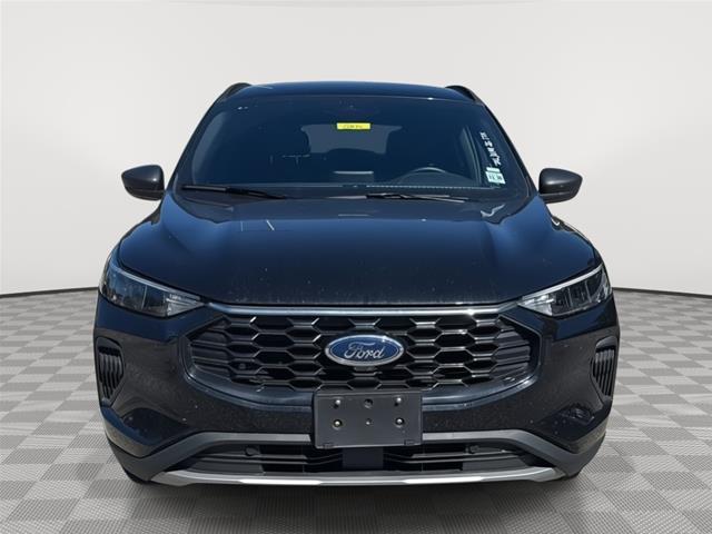 2026 Ford Escape - $28,900