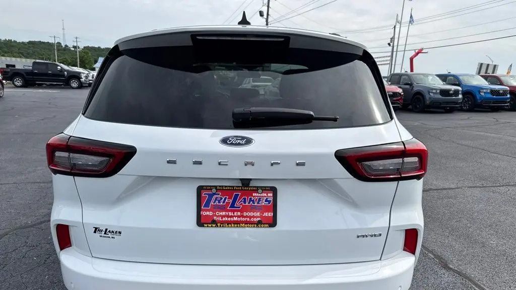 2023 Ford Escape ST-Line