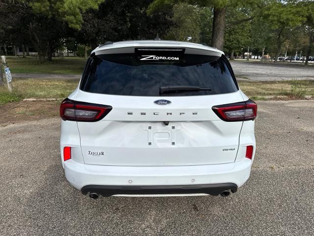 2023 Ford Escape - $23,000