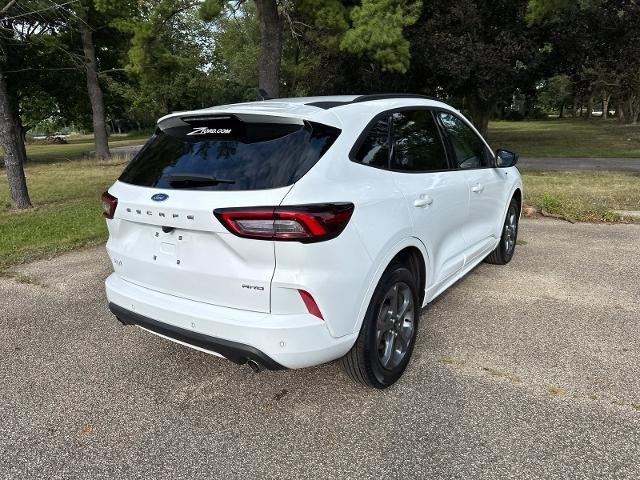 2023 Ford Escape - $23,000