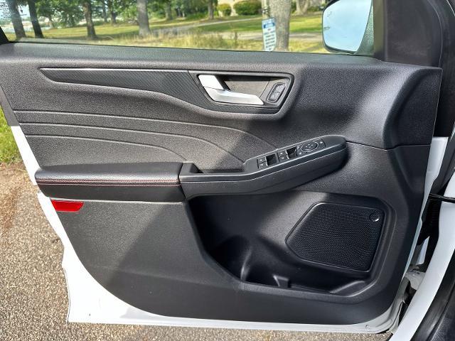2023 Ford Escape - $23,000