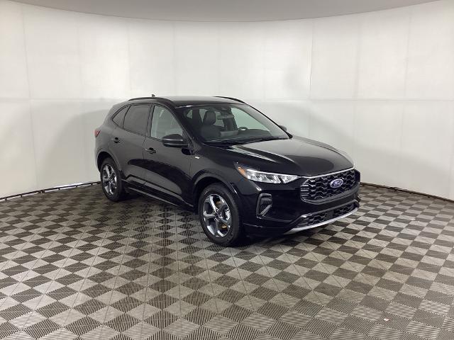 2023 Ford Escape - $24,495