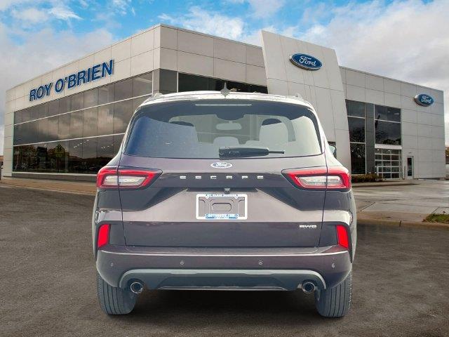2023 Ford Escape - $21,935