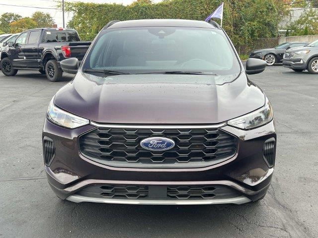 2023 Ford Escape - $21,935
