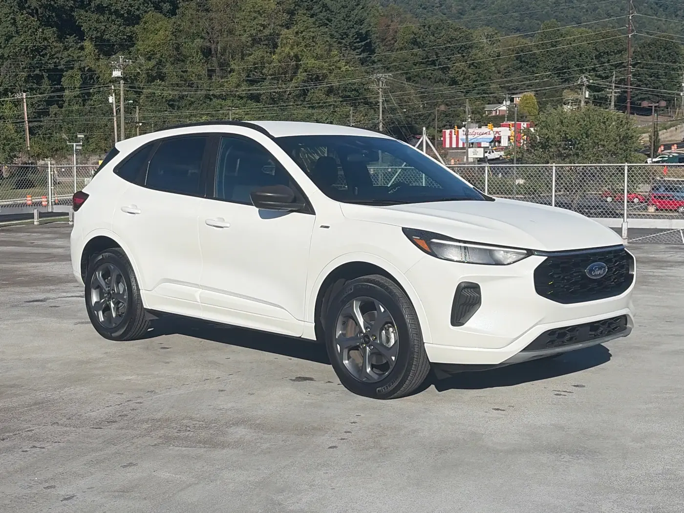 2024 Ford Escape - $24,995