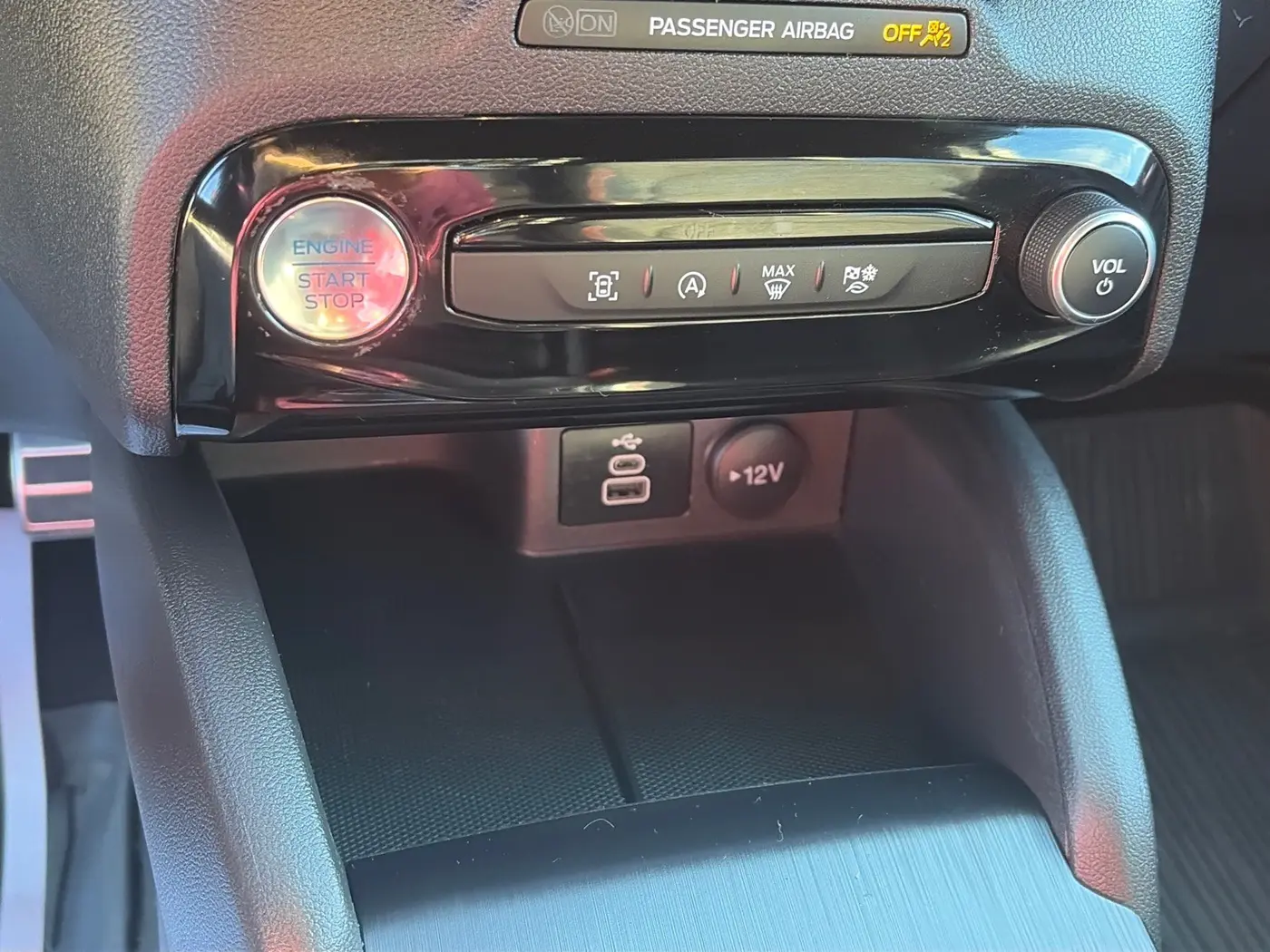 2024 Ford Escape - $24,995